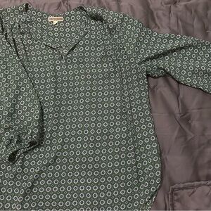 Green Patterned flowy blouse